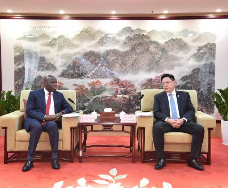 The Consul General of the Republic of Kenya Amb. James Muhati Buyekane, paid a courtesy visit to Mr. Chen, President of the China Council for the Promotion of International Trade (CCPIT), Guangdong province at CCPIT offices.